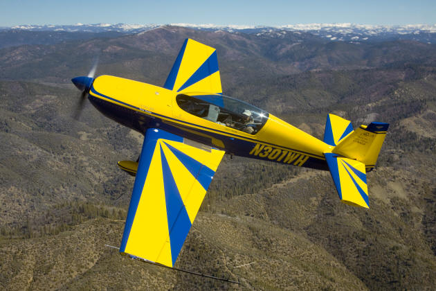 Wayne Handley - Extra 300